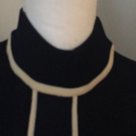 VINTAGE navy sleeveless knee length dress with cream piping - Picture 2 of 9